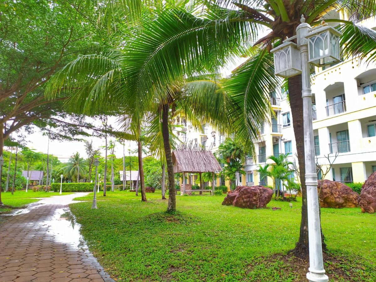Le'Coco Homestay In Tiara Desaru Residence Exterior foto
