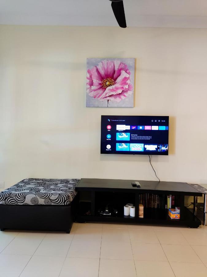 Le'Coco Homestay In Tiara Desaru Residence Exterior foto