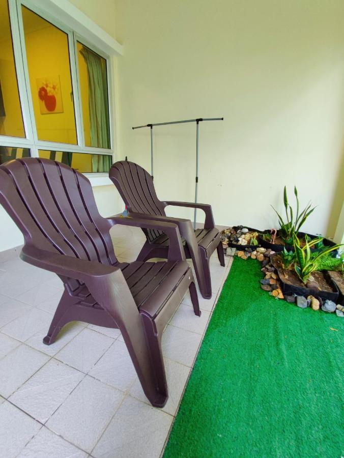 Le'Coco Homestay In Tiara Desaru Residence Exterior foto